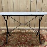 Table bistrot avec plateau ovale en marbre