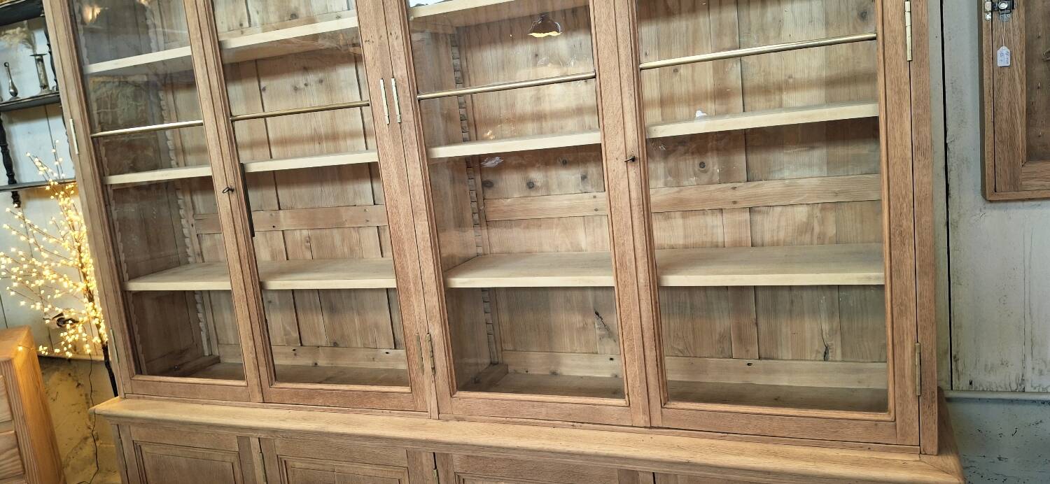 Grande vitrine ancienne de musée