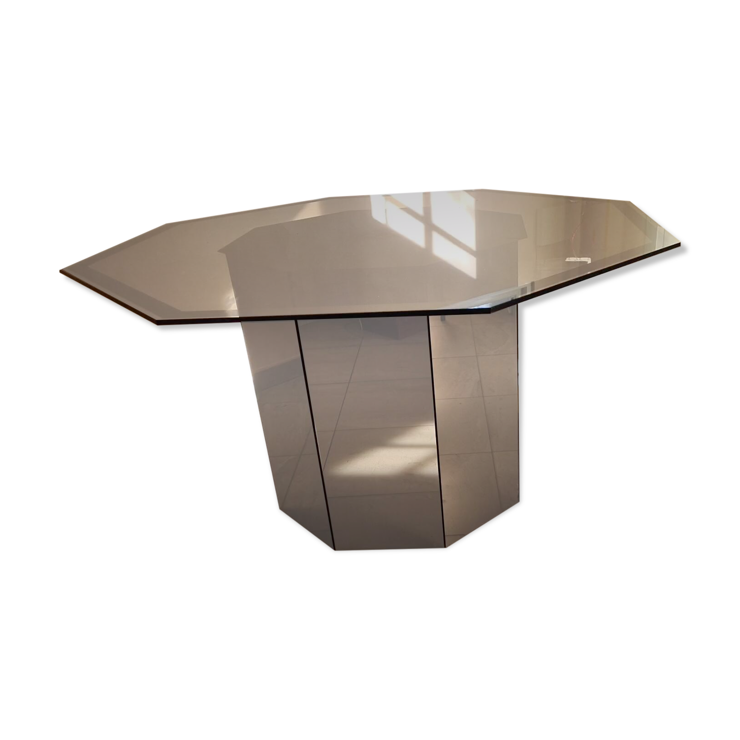 Table octogonale en verre
