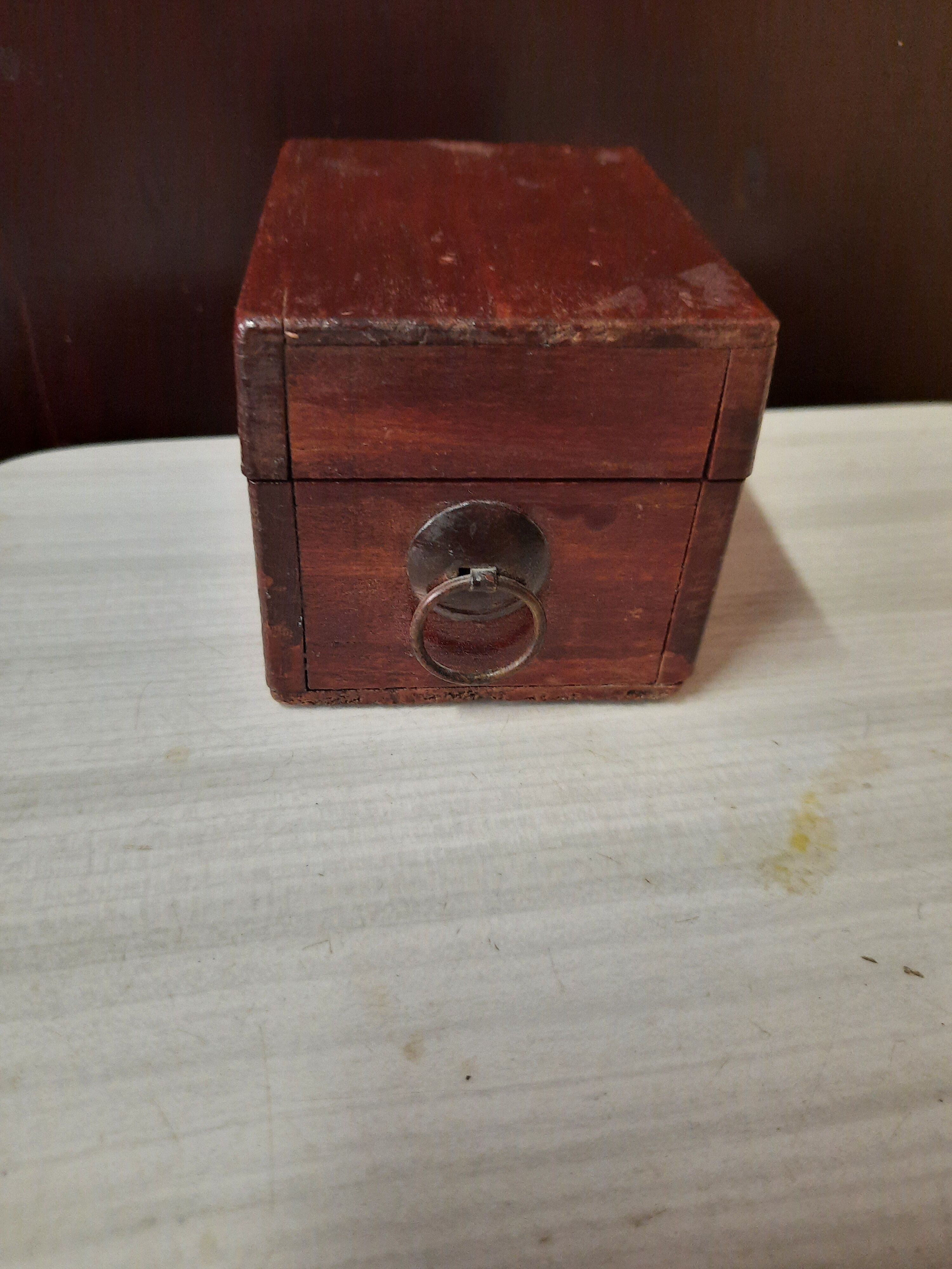 Wooden box
