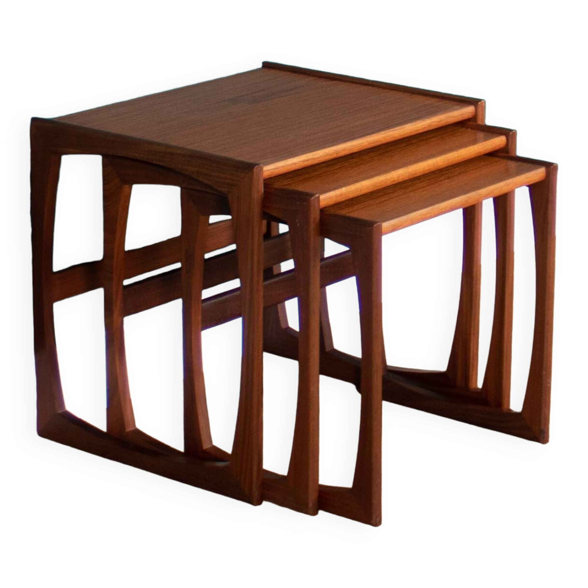 Tables basses gigognes quadrille plan g rétro teck années 1960