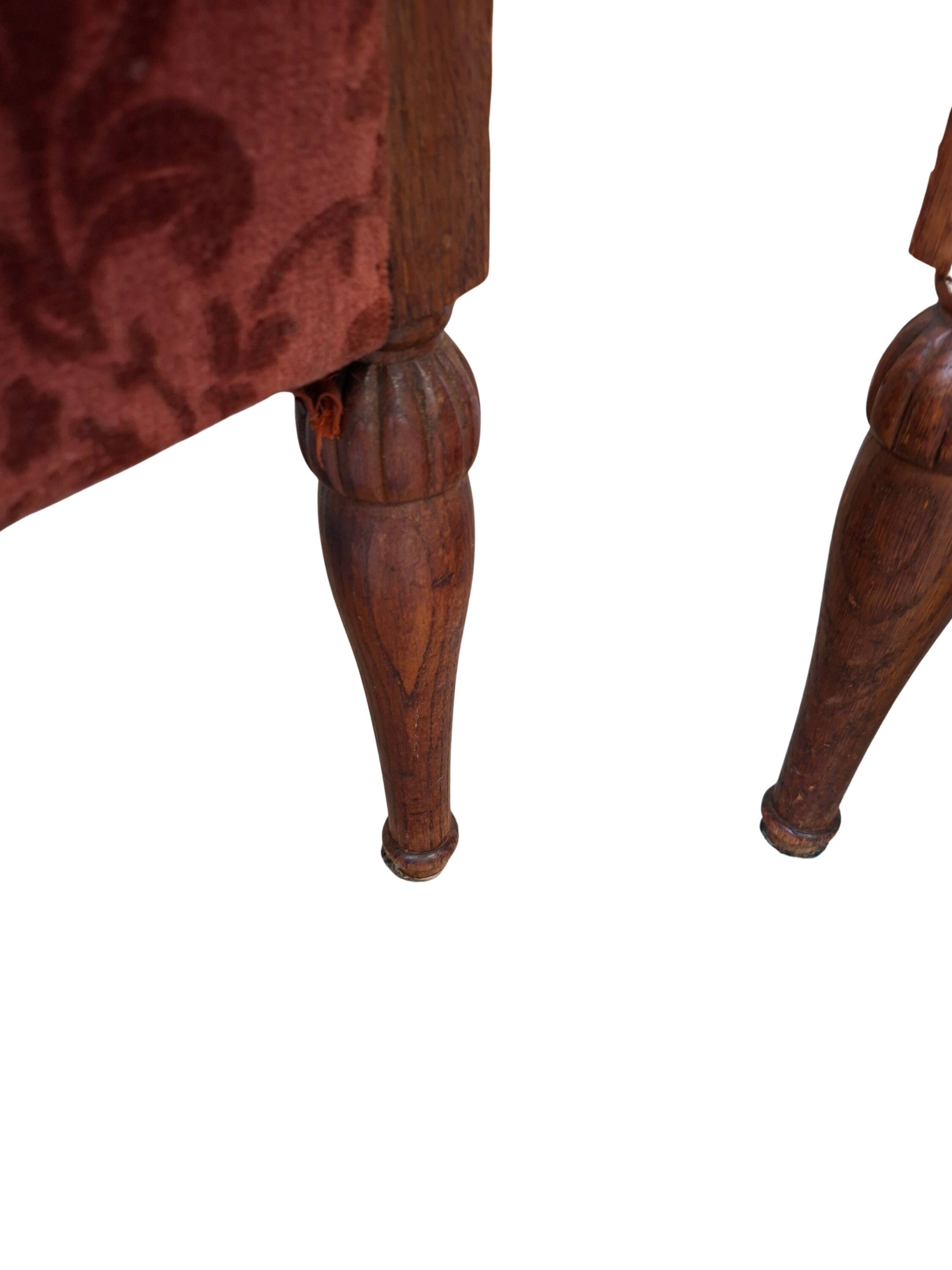 Elegante Coppia di Poltrone Vintage Anni '60 in Rovere e Velluto Damascato