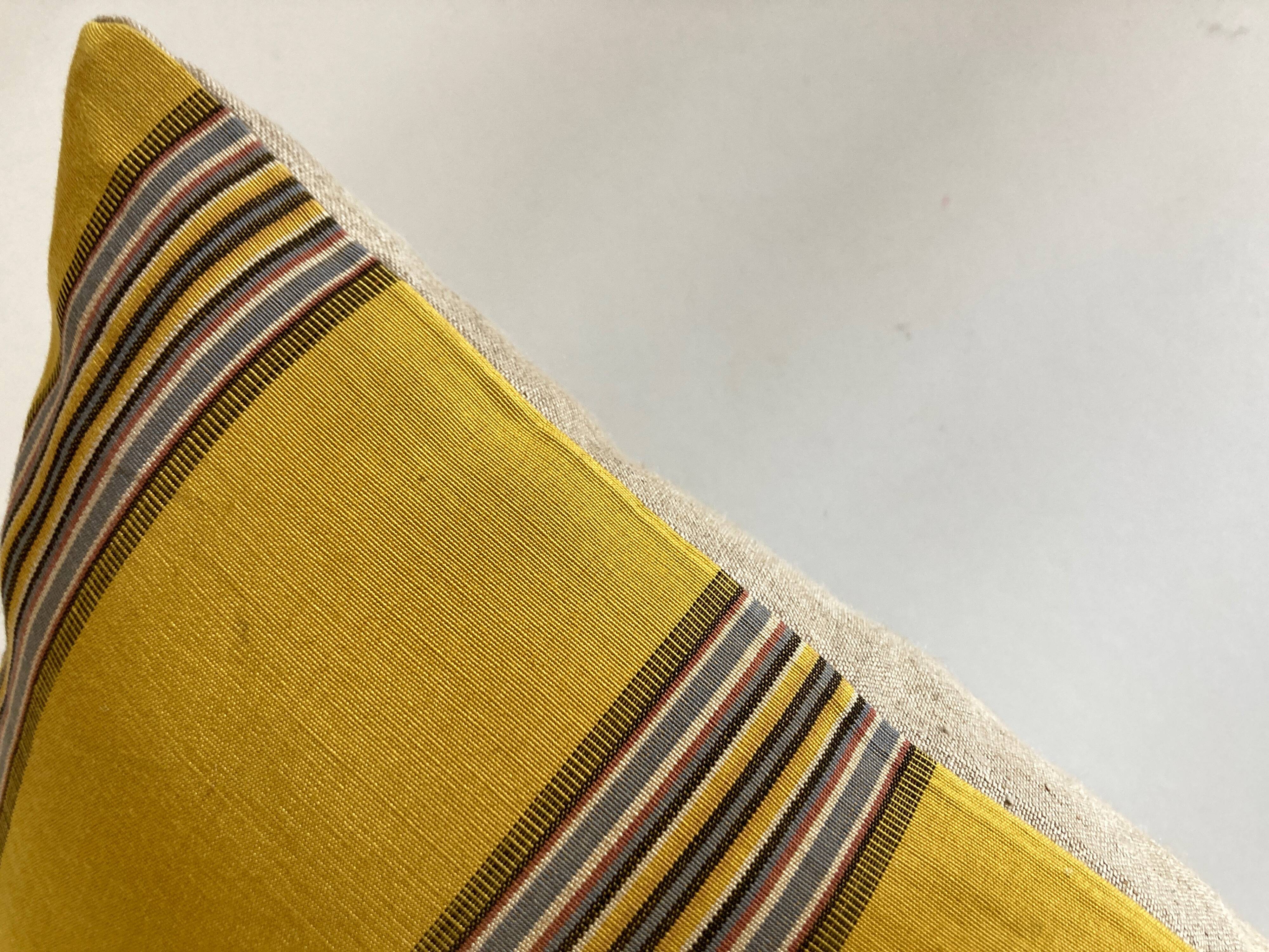 Silk canvas cushion Nobilis old raw linen back