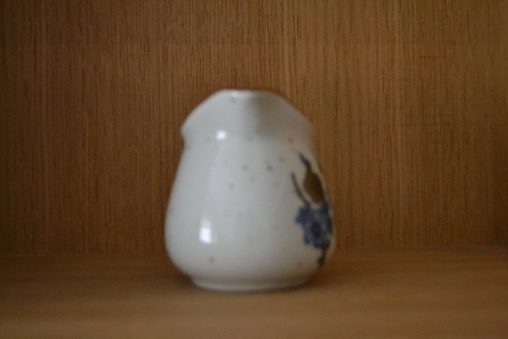 Stoneware milk jug with Japanese motif