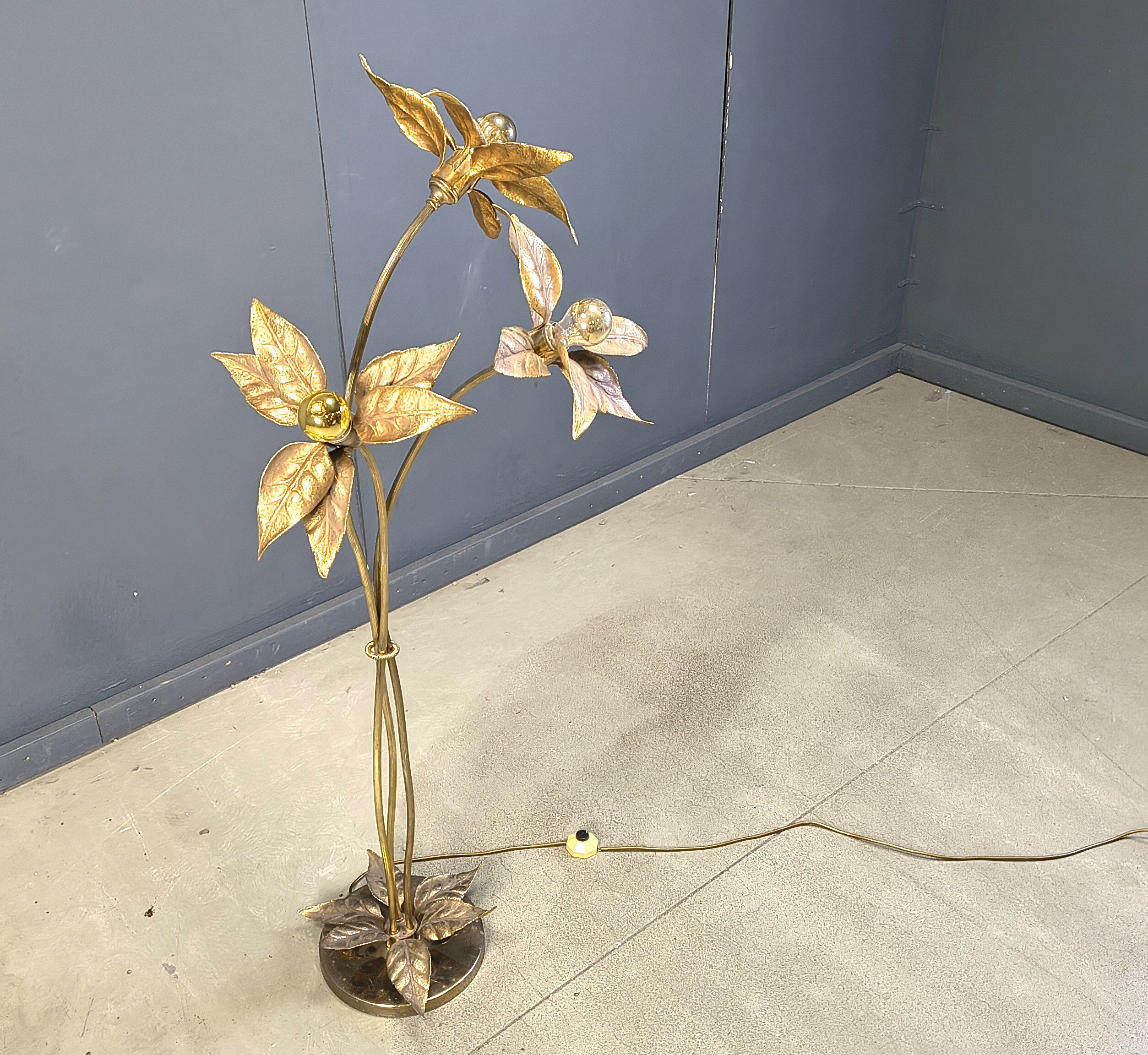 Willy Daro flower floor lamp, 1970s
