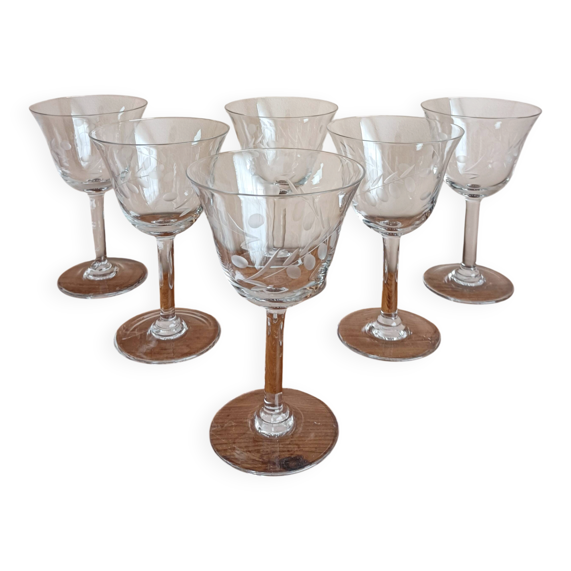Set of 6 engraved glass stemware glasses
