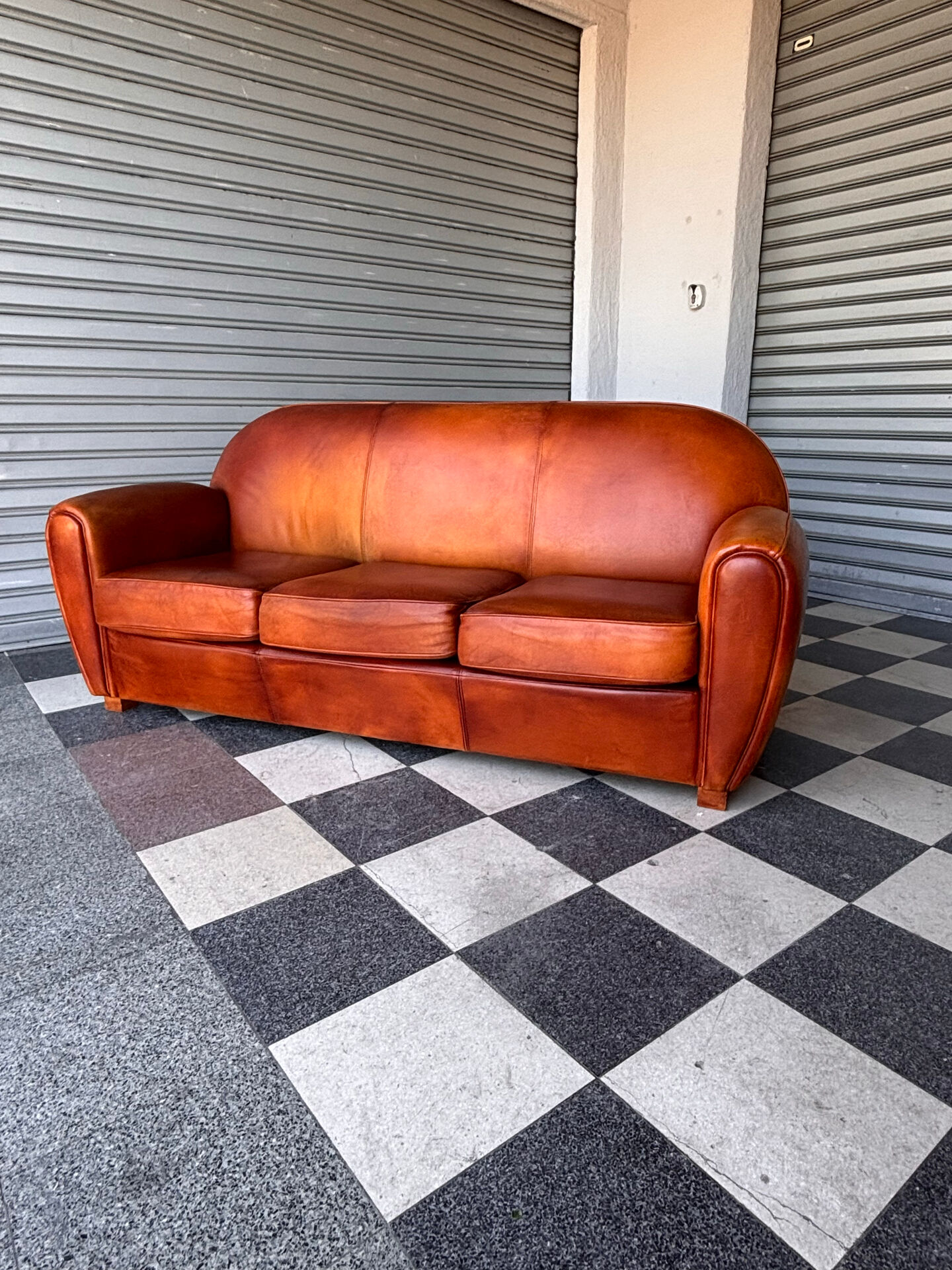 Canapé club vintage en cuir