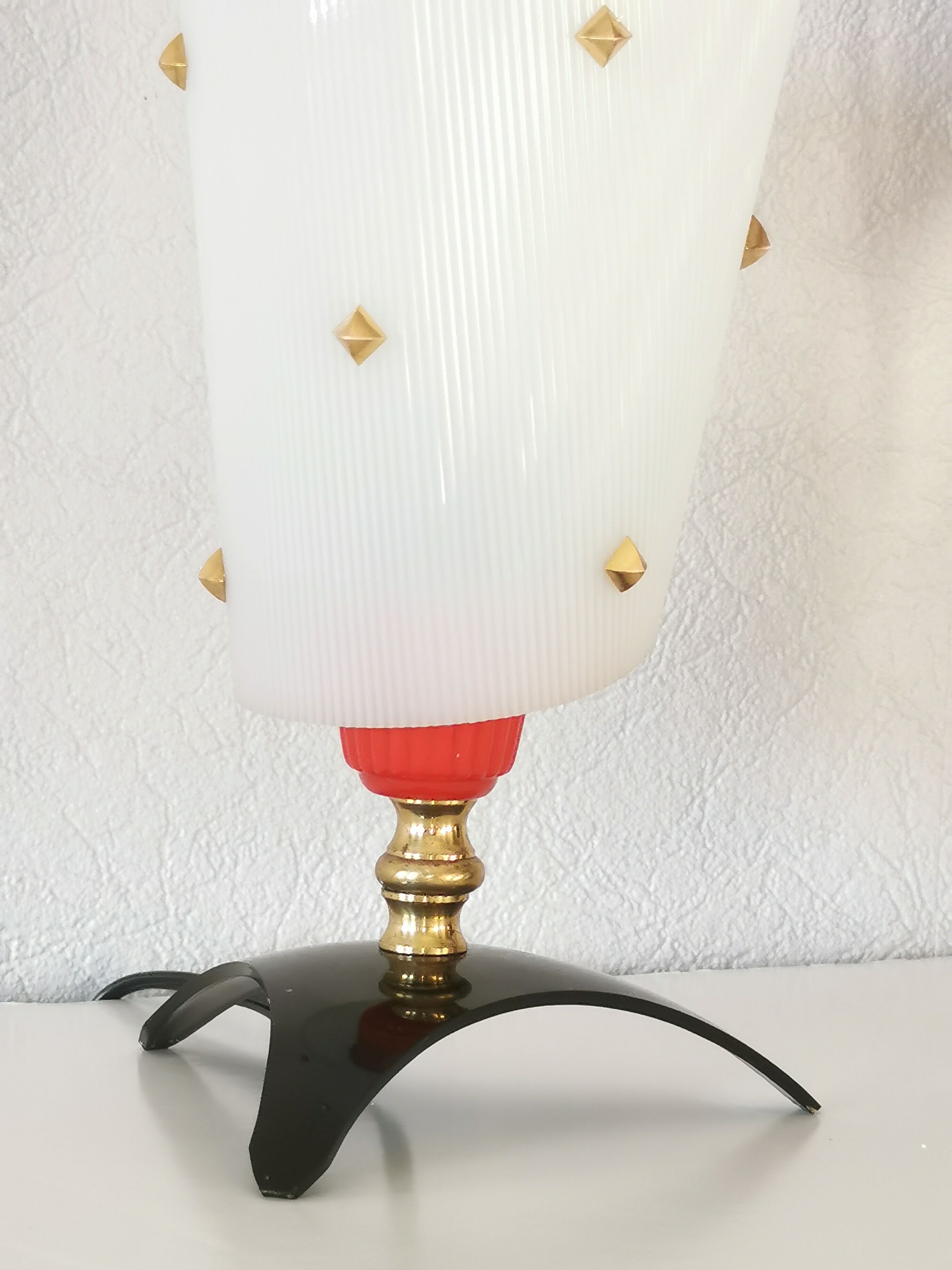 Rockabilly side lamp, perspex and brass, Pierre Guariche style, 1950