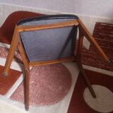 2 Scandinavian chairs