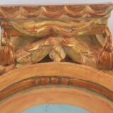 Miroir ancien à fronton en bois doré de style Louis XVI