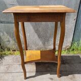 Ancienne sellette frise sculptée avec tiroir bois pieds courbés
