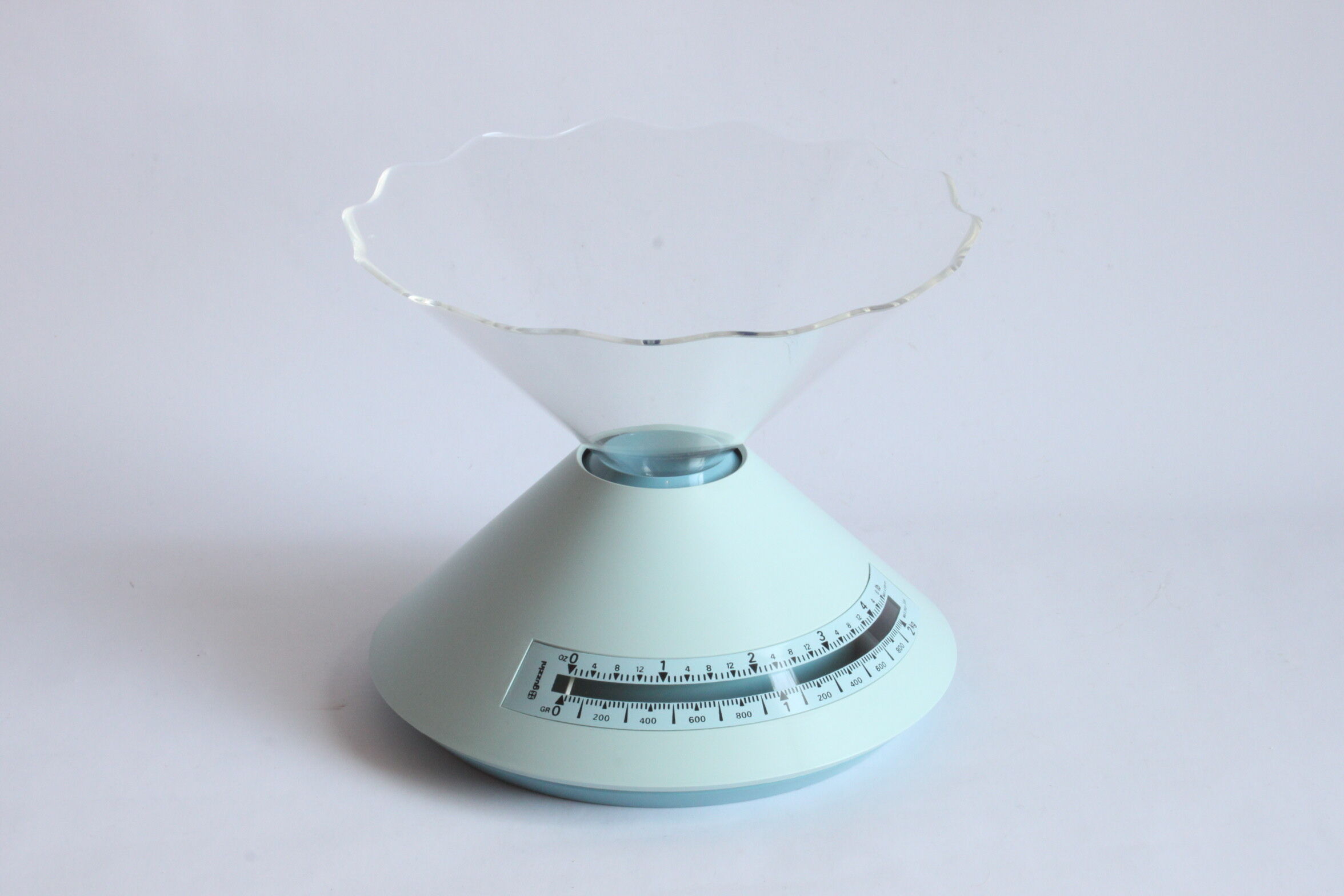 Kitchen scale Dolly by Ennio Pasini for Guzzini, Italy 1980s.