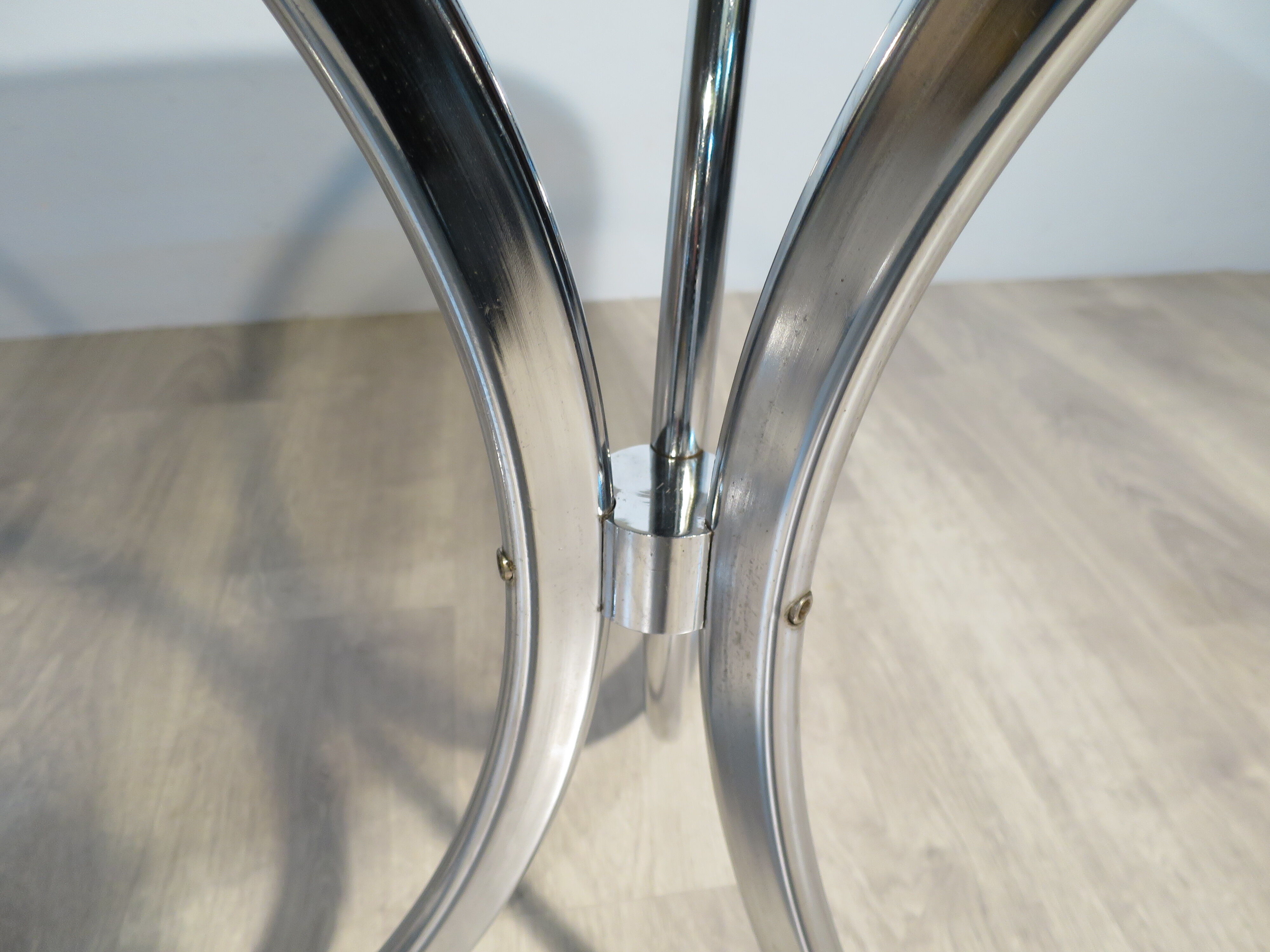 Table oval vintage chrome