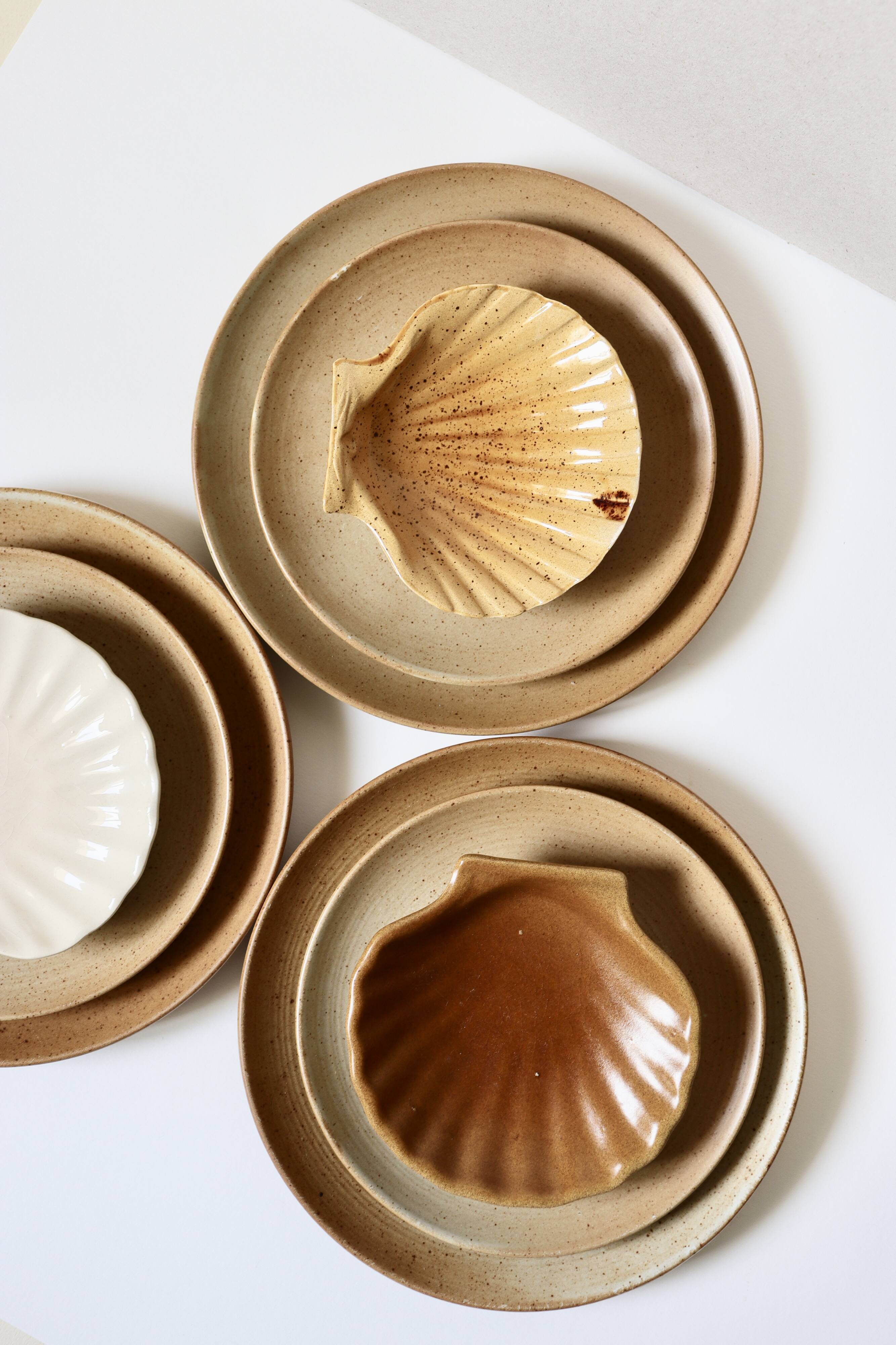 4 caramel shell cups