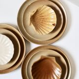 4 caramel shell cups