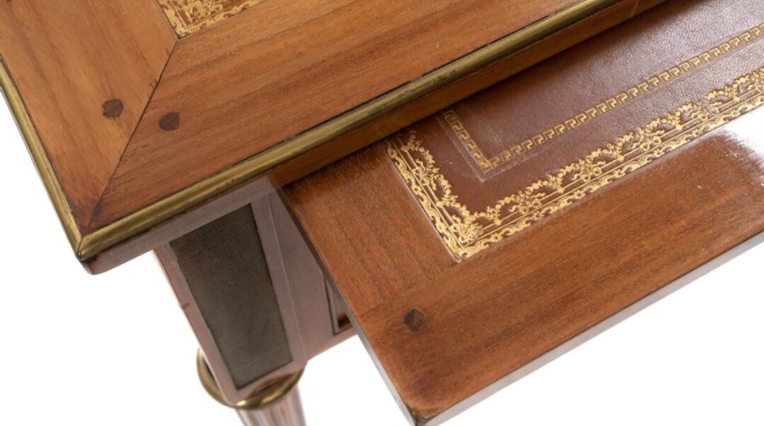 Flat desk in Louis XVI style veneer wood, circa 1900.