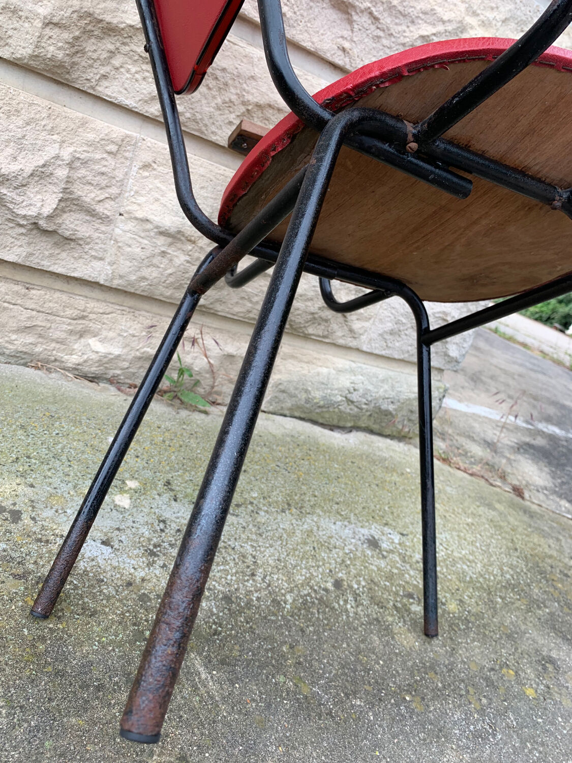Fauteuil de bureau en métal bois et skaï 1950