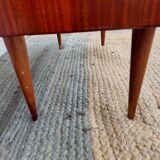 Vintage tapered leg chest of drawers