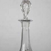 Carafe à liqueur ancienne en cristal monogramme gravé et côtes plates
