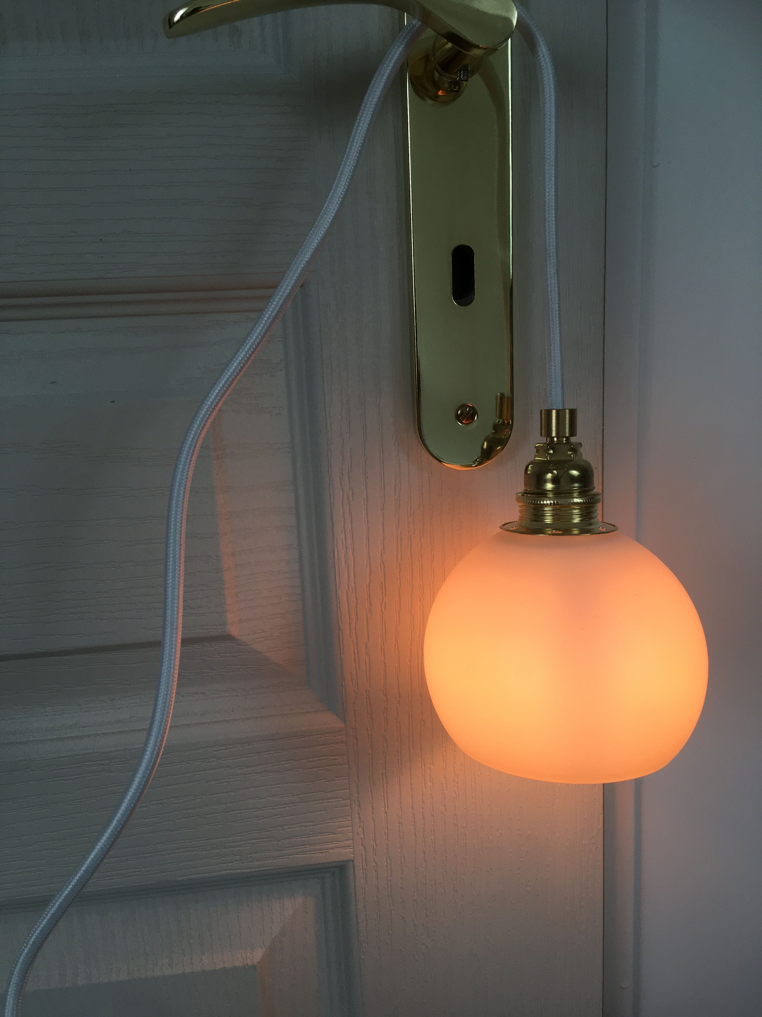 Vintage opaline white thread walking lamp