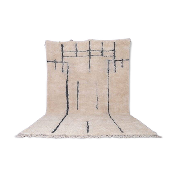 Tapis berbère beni ouraine fait main artisanale taille 2/3 m