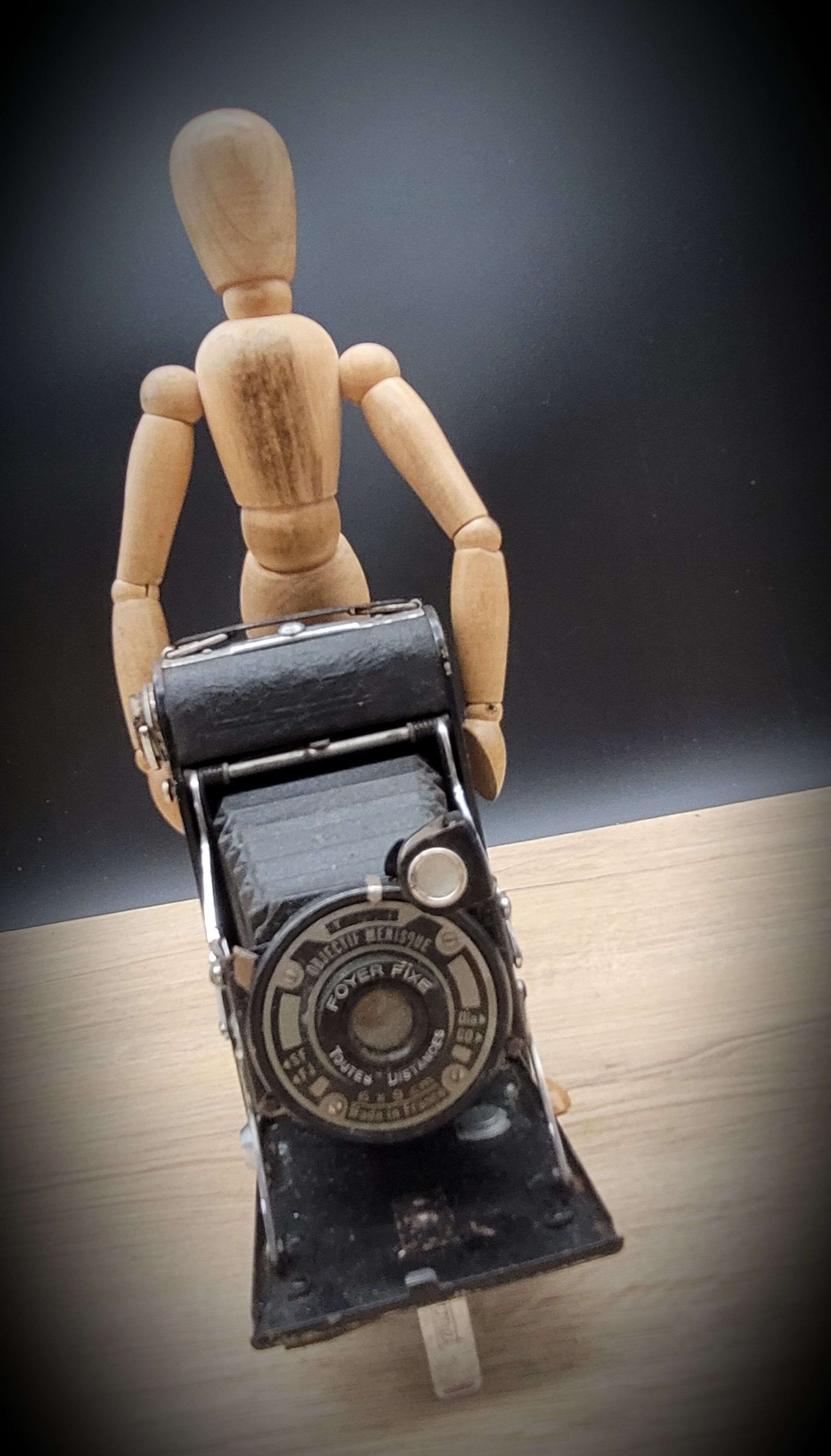 Bellows Camera Menisque Lens