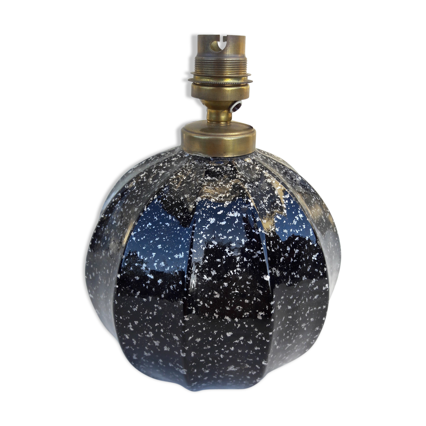 Black and silver lamp foot