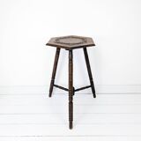 Vintage Table d'Appoint Tripode Polygone Sculpté à la main Tourné en bois massif Travail manuel Grün
