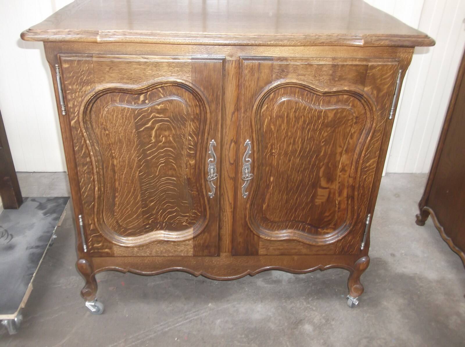 Old 2-door chest of drawers in air-coated oak, to be painted or varnished.