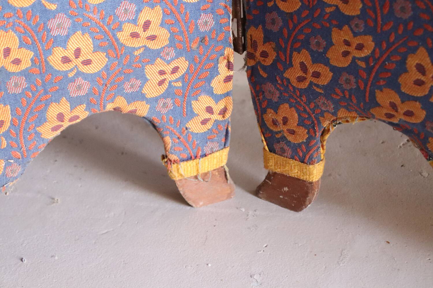 Antique 5-panel screen – Souleiado fabric