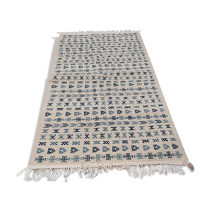 tapis blanc, tapis kilim