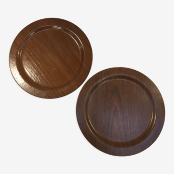 Series of two flat teak plates Le Creuset