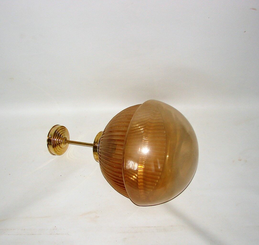 Suspension moderne années 70