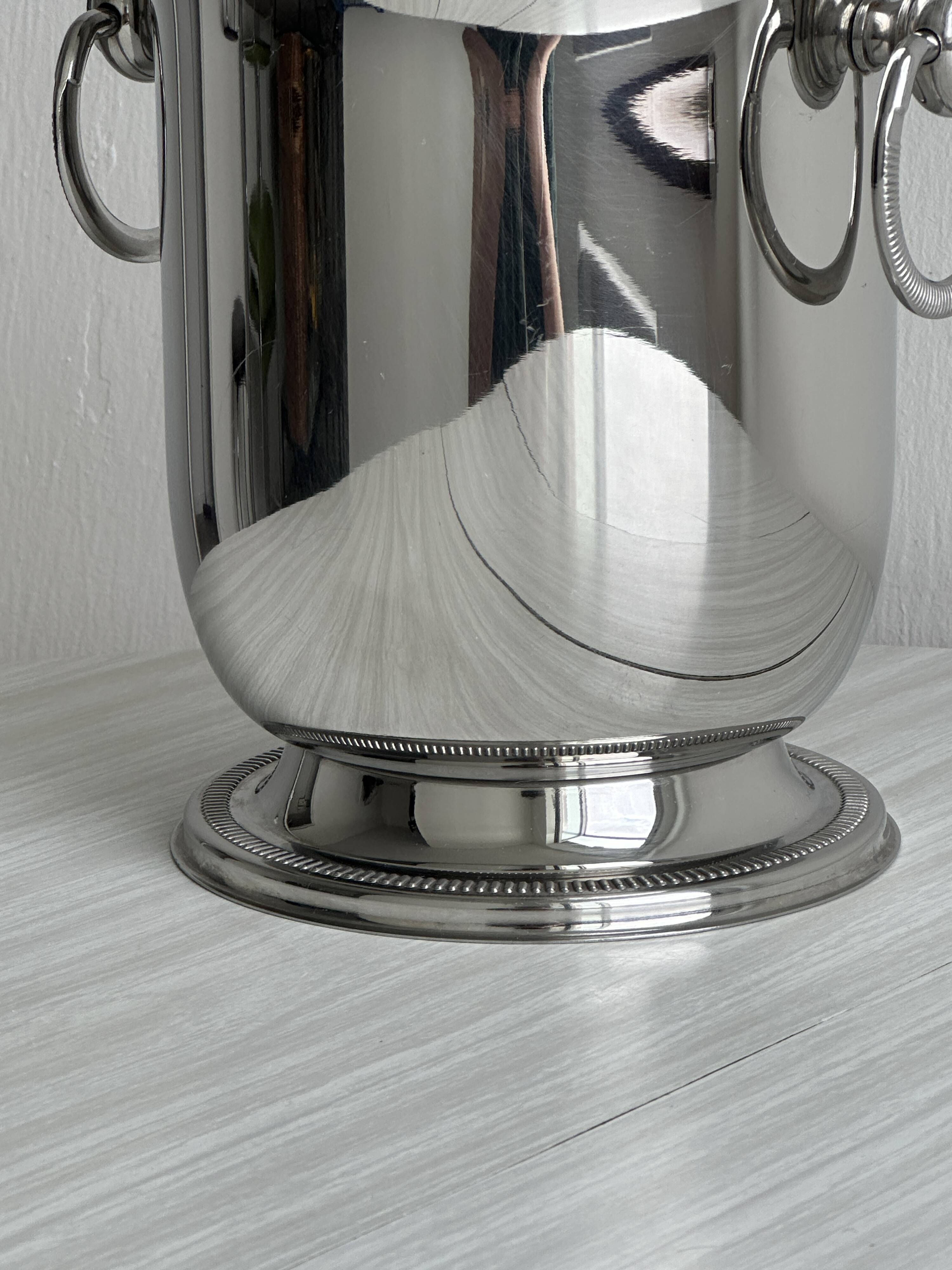 Seau à champagne ancien en métal argenté