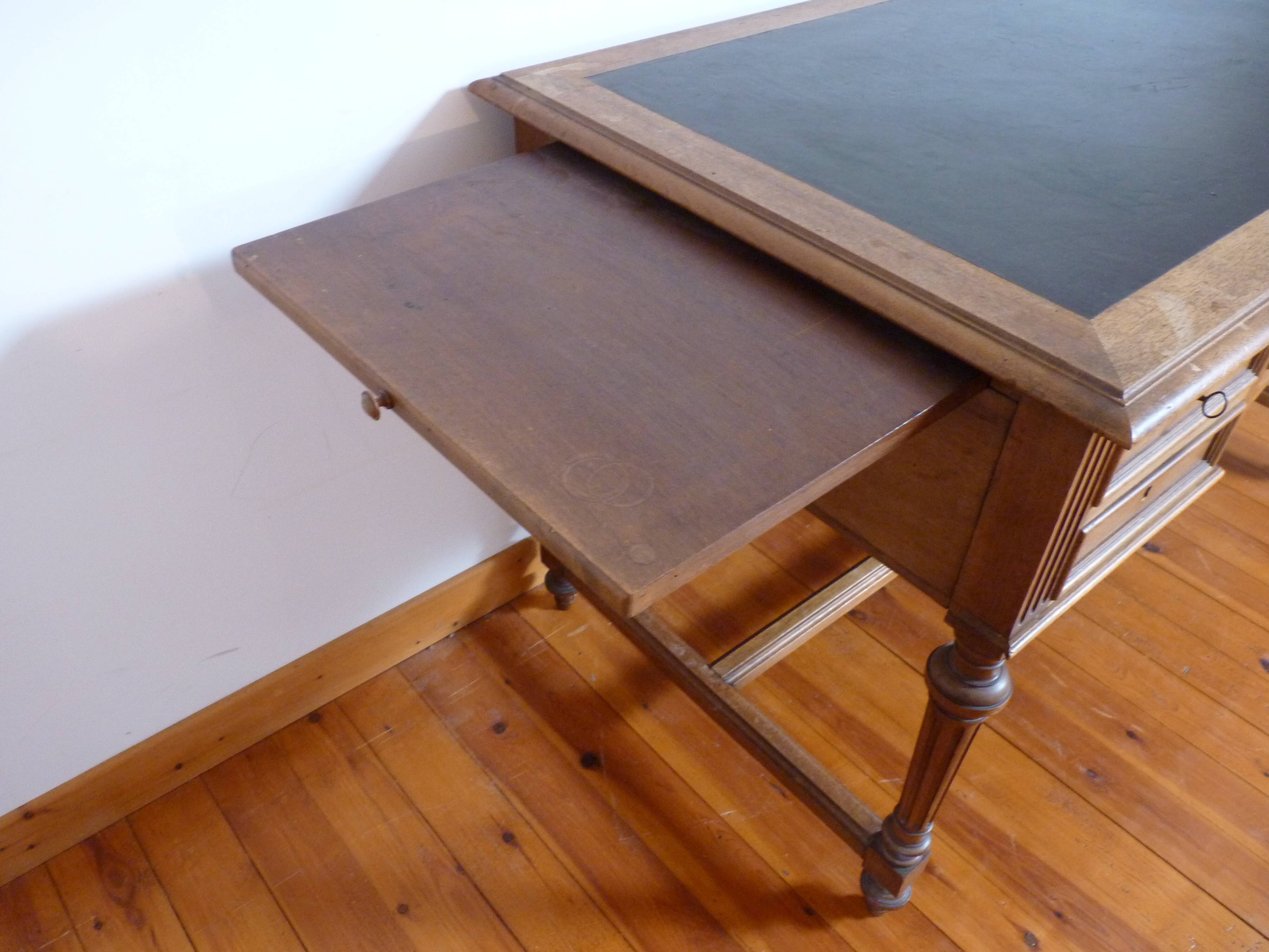 Desk Louis XVI style