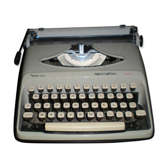 Remington Envoy - Sperry Rand typewriter