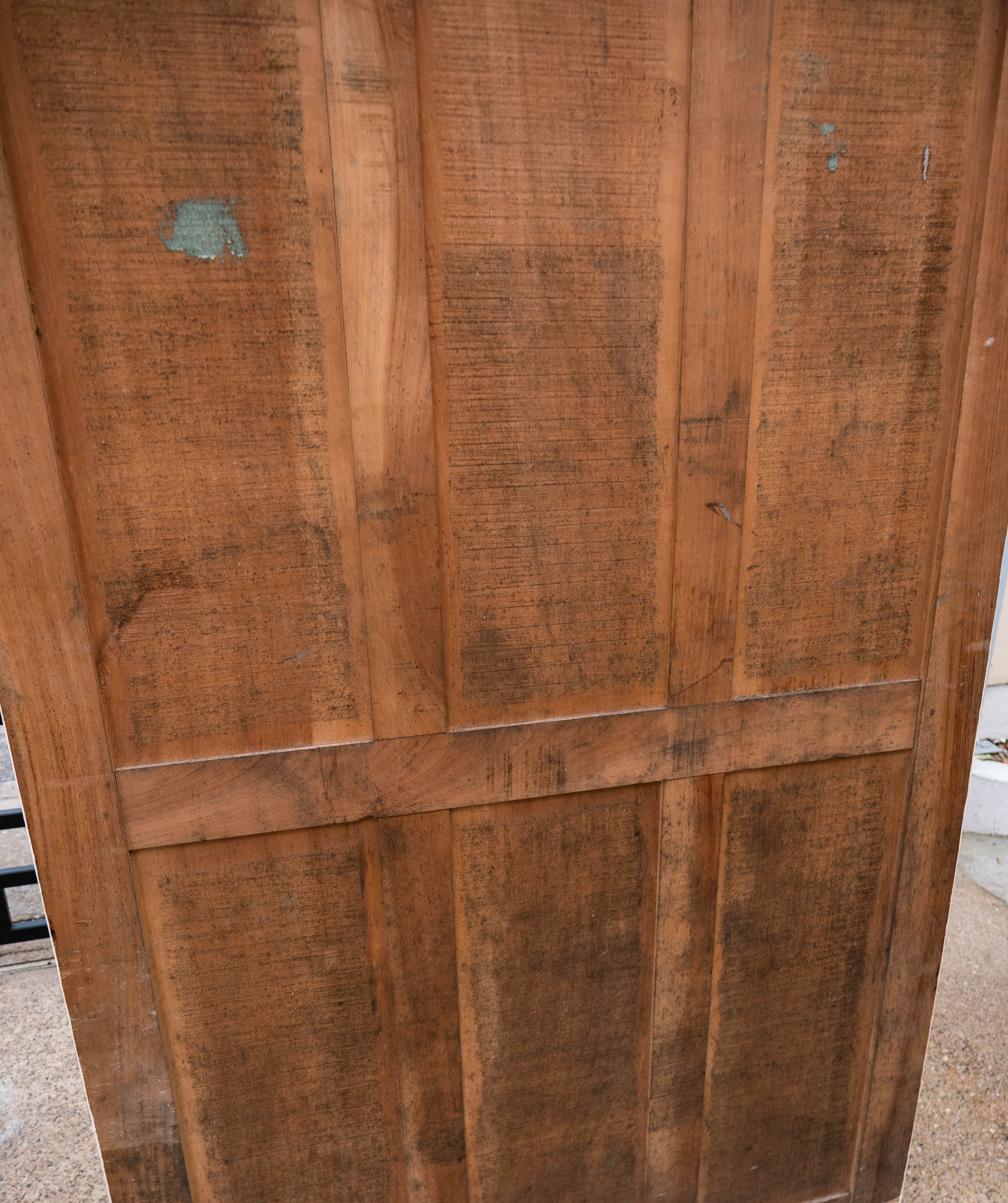 Armoire parisienne