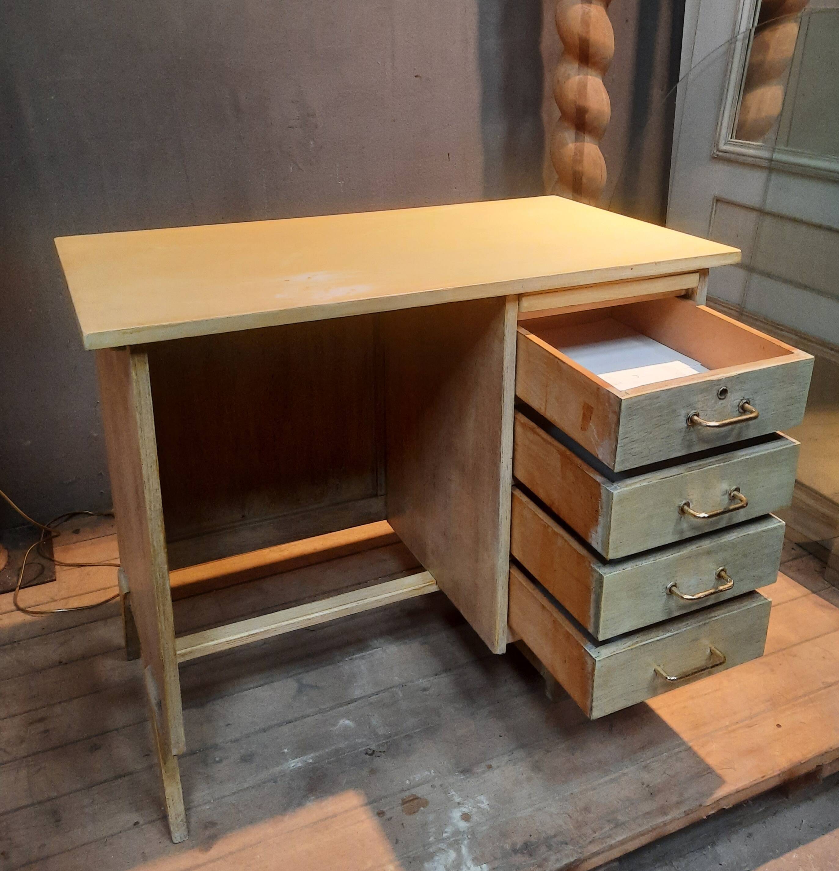 1950s single-pedestal desk