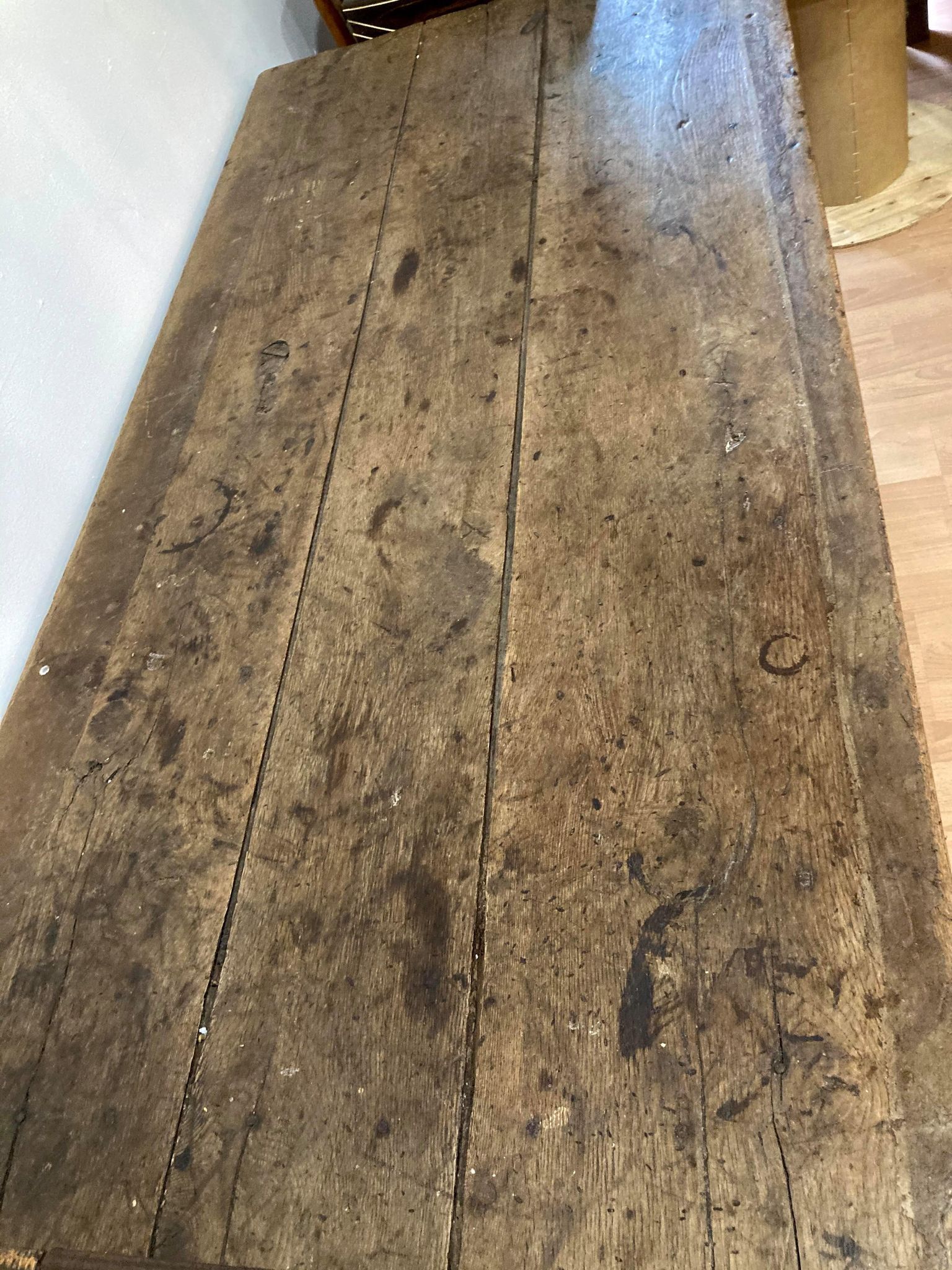 Farm table