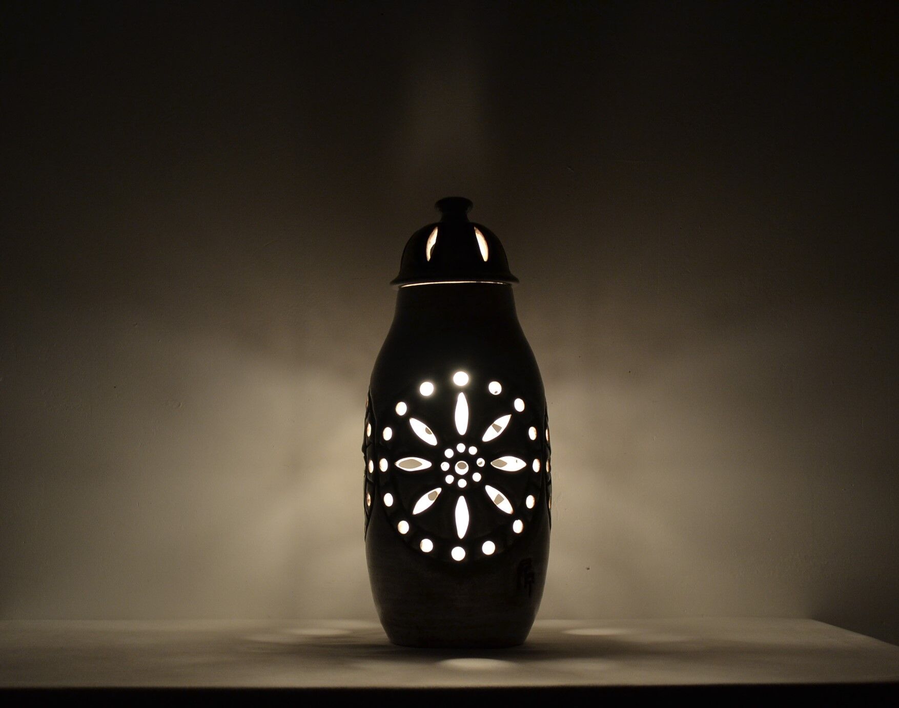 Valras ceramic lamp 1970