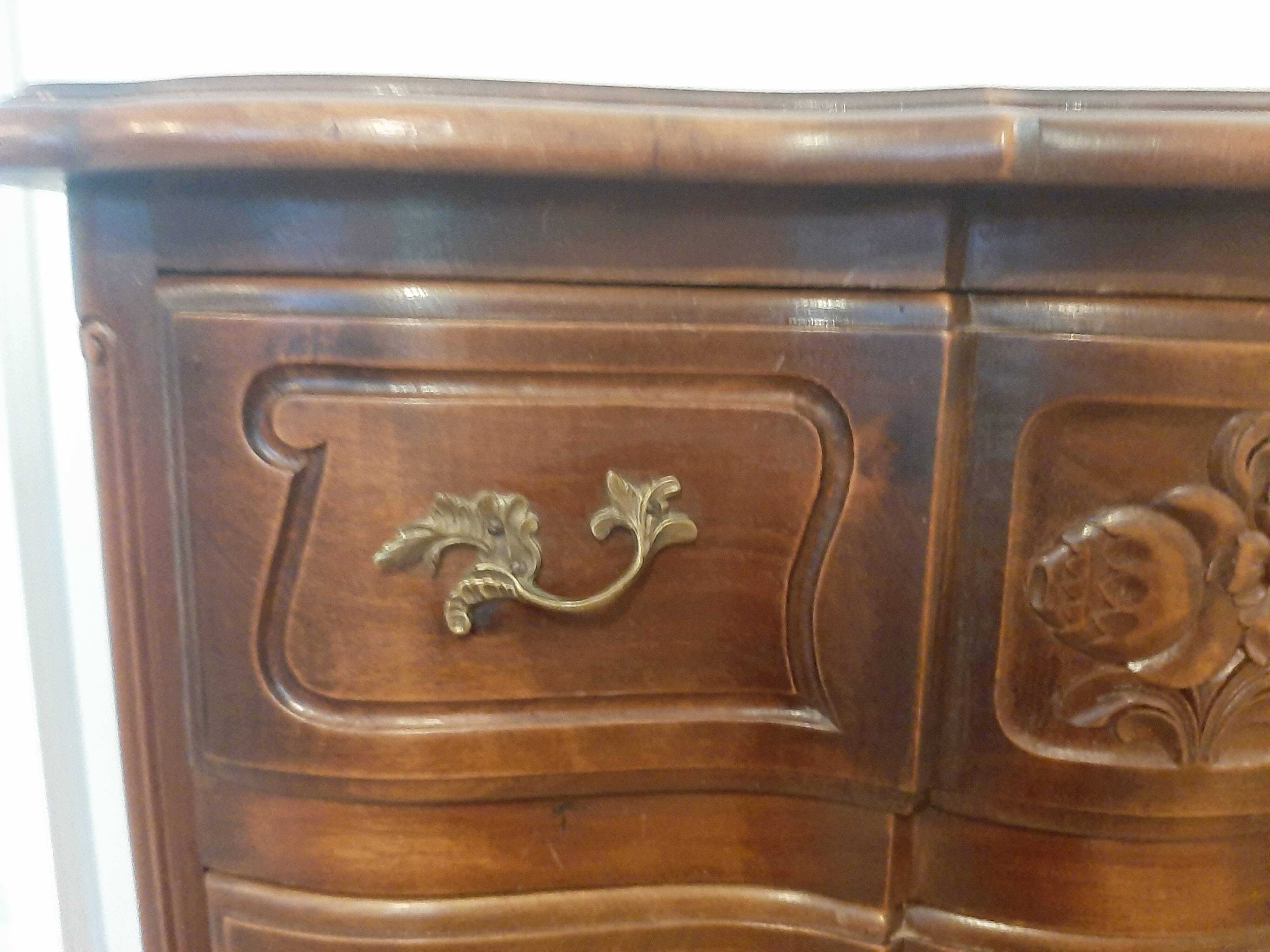 Louis XV style chest of drawers - 2 drawers - Curved feet - 1980s