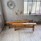 Paire de bancs en pin Charlotte Perriand Les arcs
