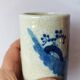 Antique cylindrical Bitong vase, cracked blue and white ceramic, China, late 19th century.