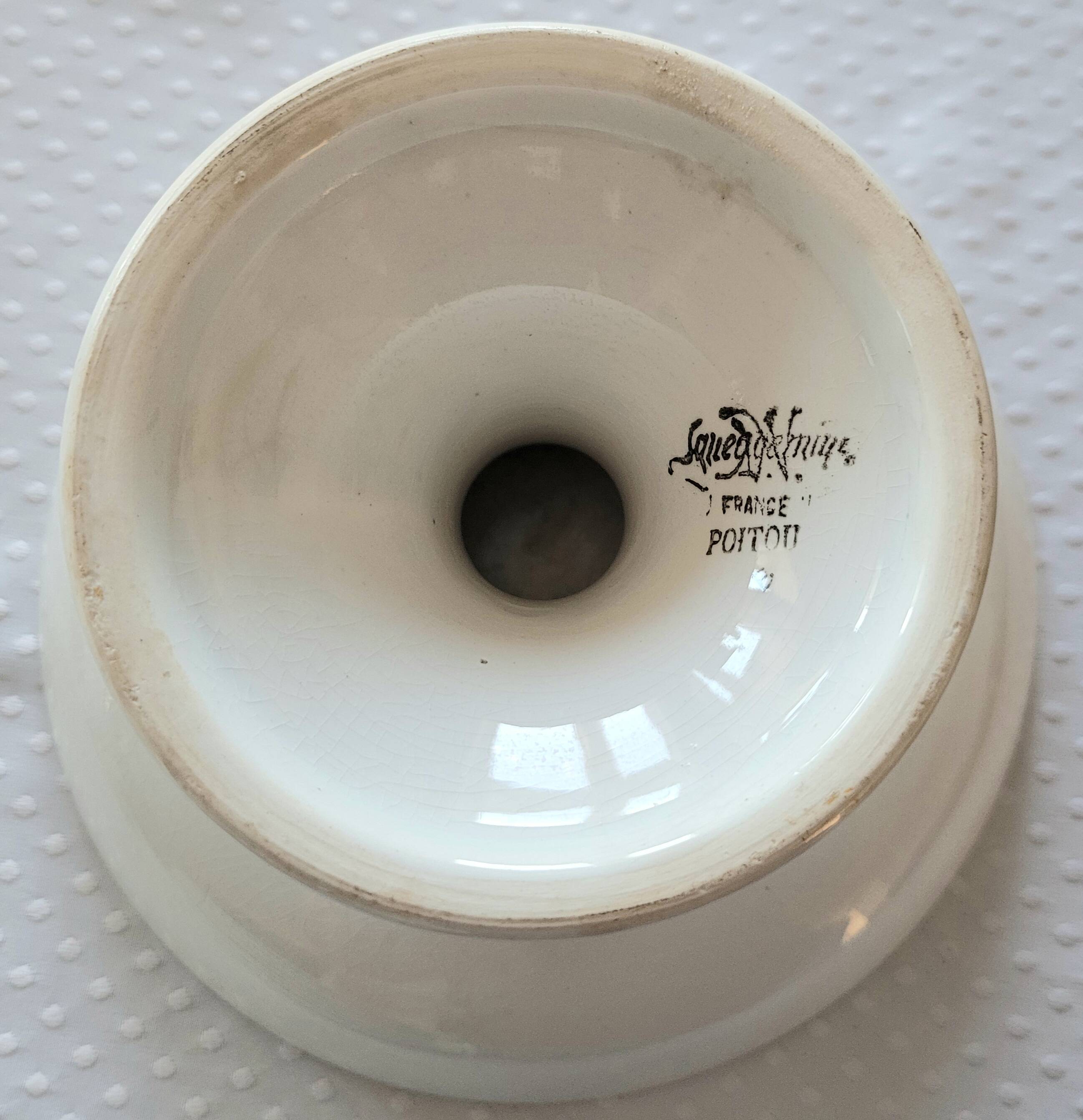 Cake dish with stand Sarreguemines model Poitou