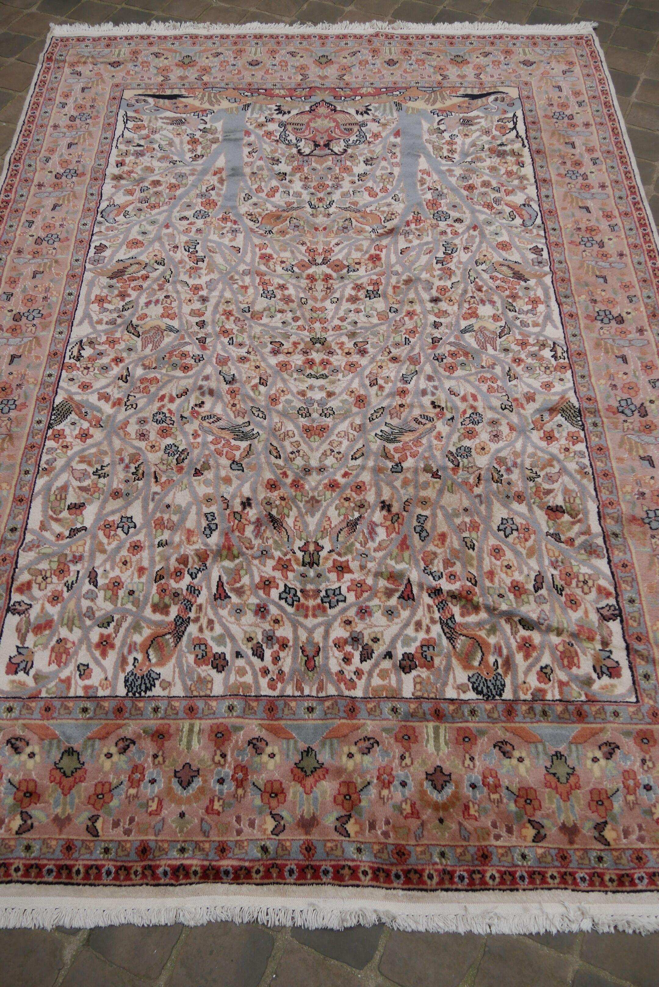 Pakistan Handmade Oriental Carpet 2.72 x 1.88 m