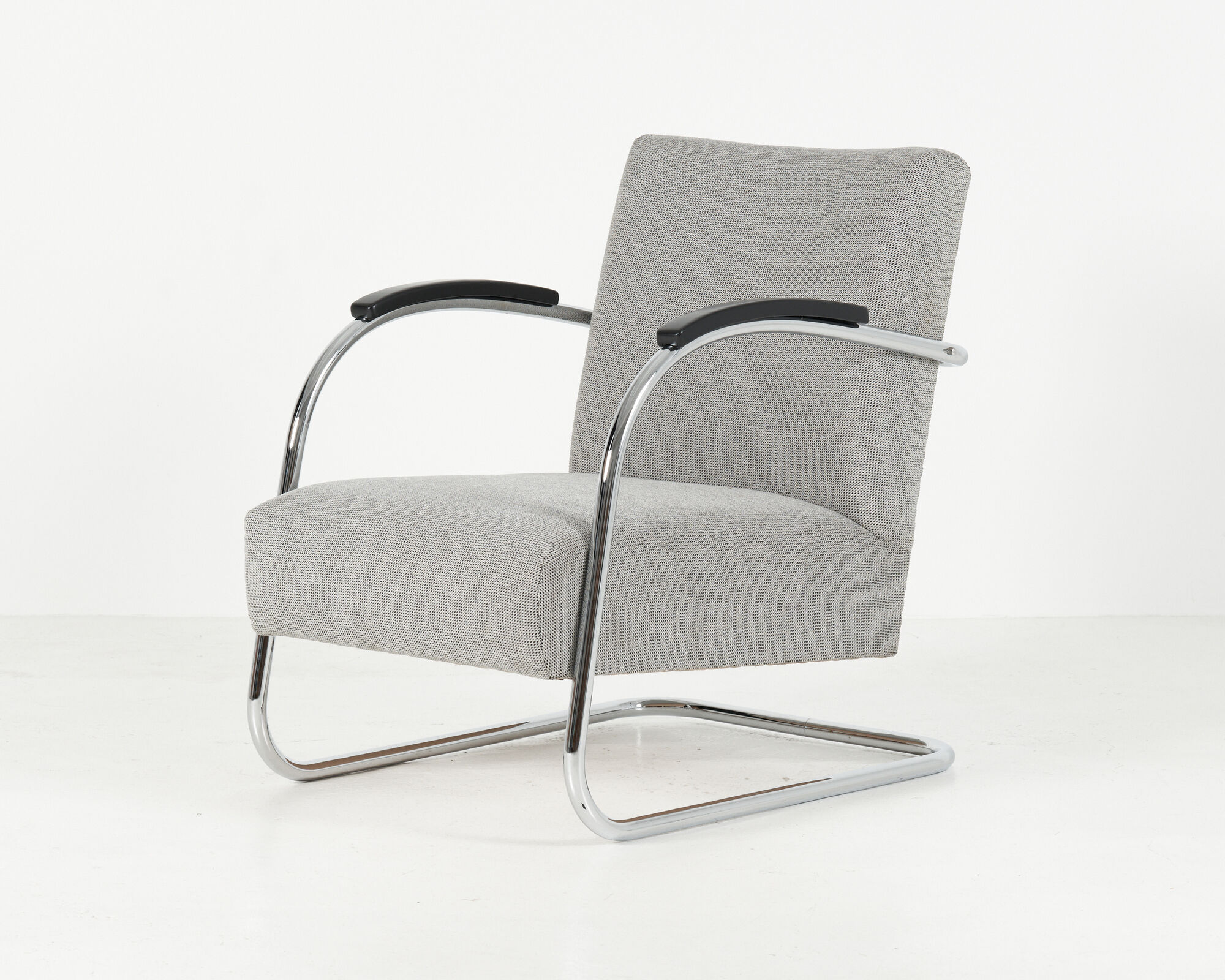 2 cantilever armchairs from Mucke & Melder, 30's