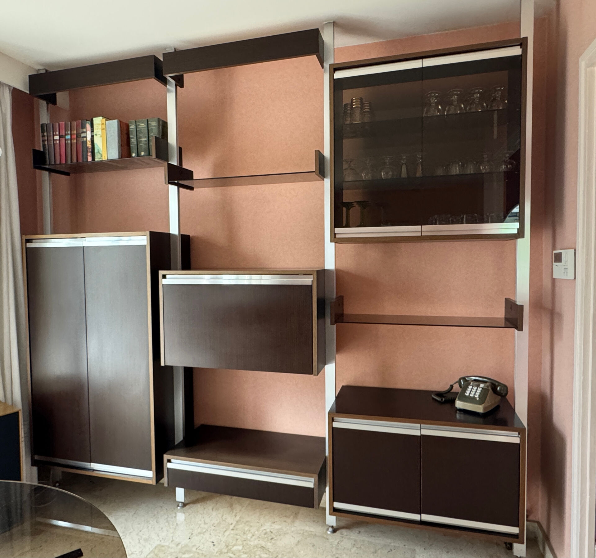 Modular furniture Ligne Roset ML80 in excellent condition.