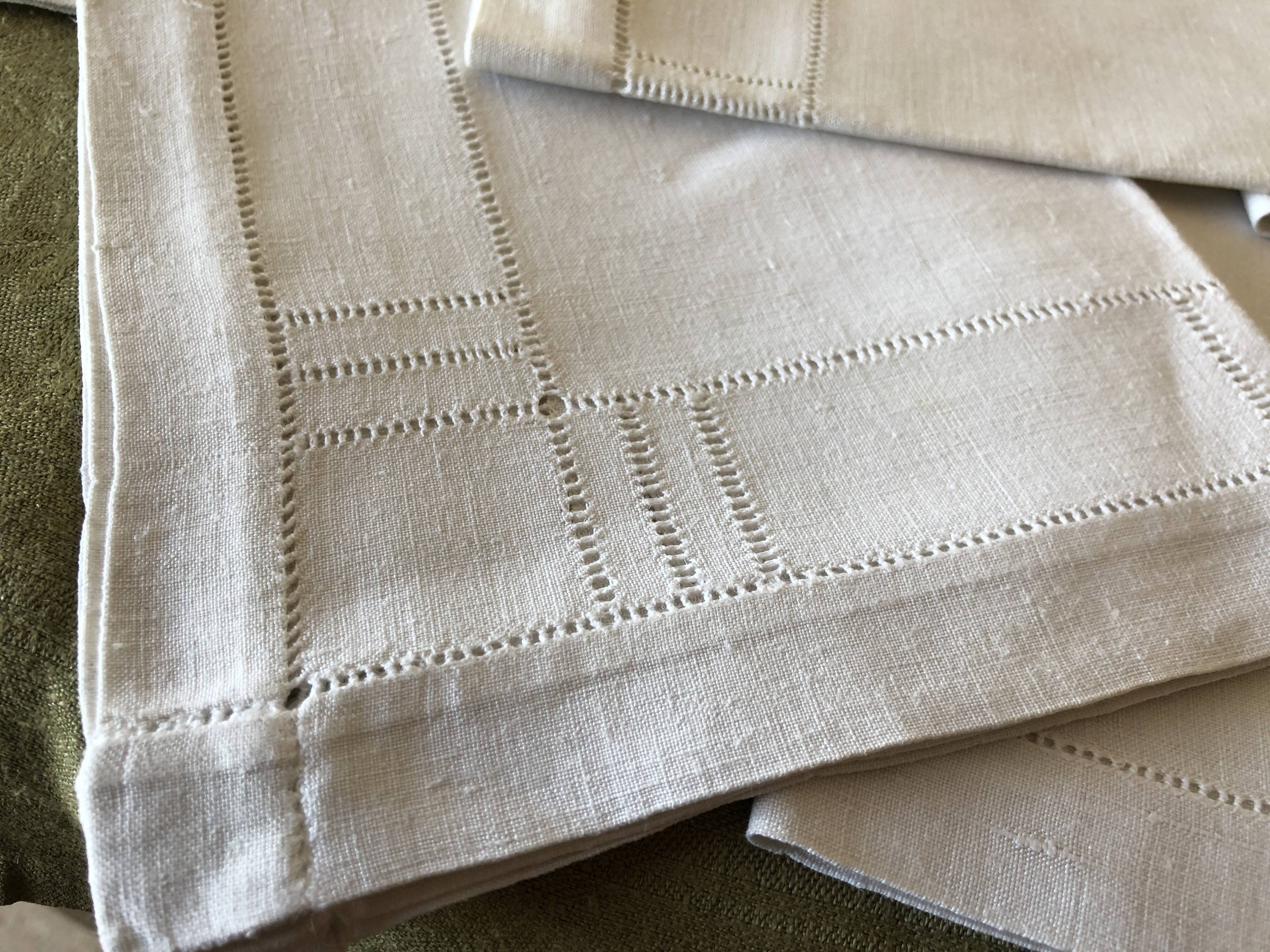 Series of 12 linen napkins updated venise