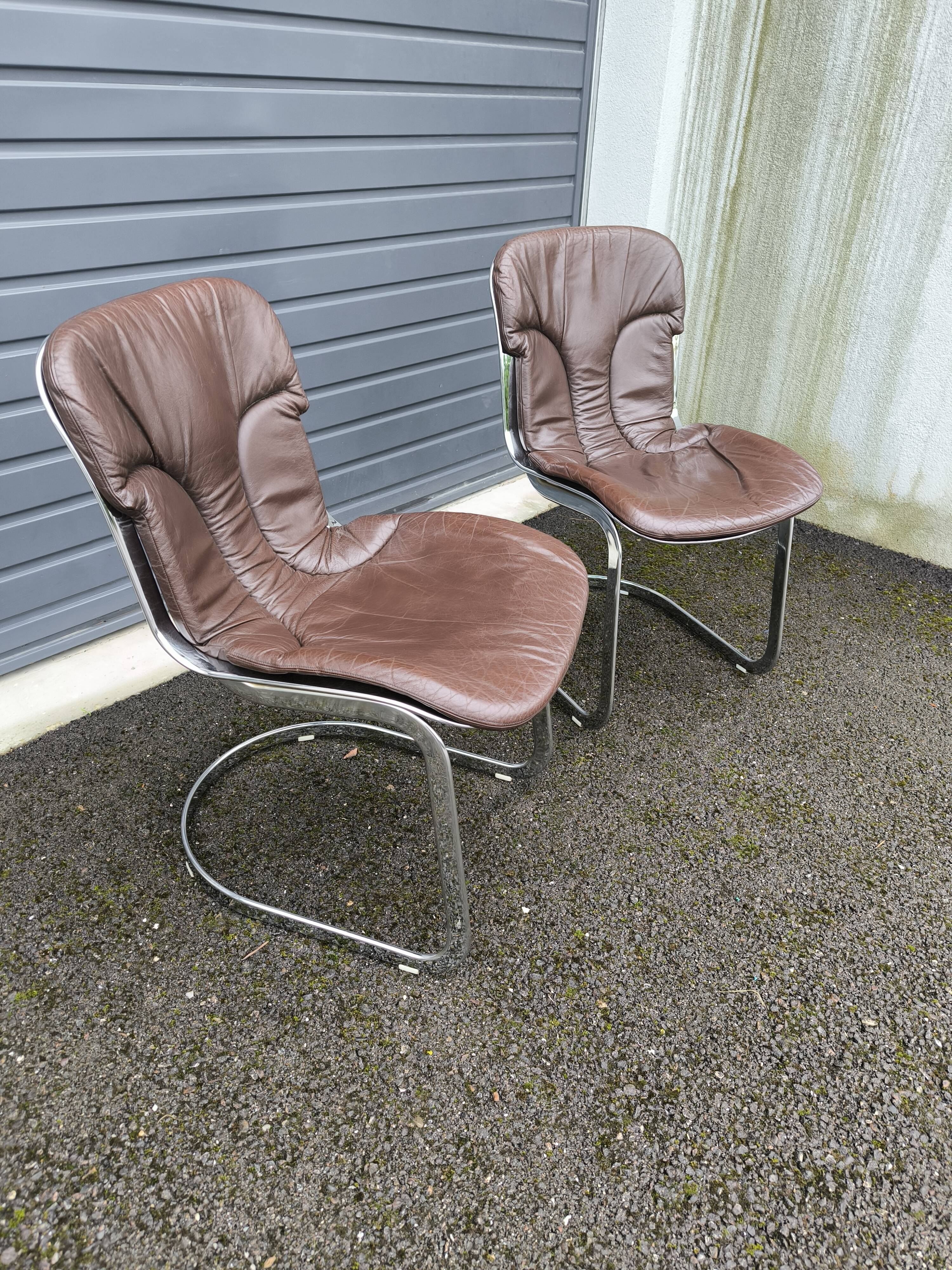 Pair of designer chairs from Cidue Italy