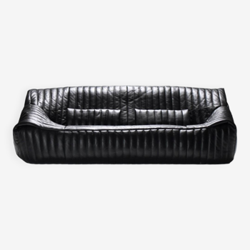Stunning Sandra sofa in new black leather by Annie Hieronimus for Cinna France